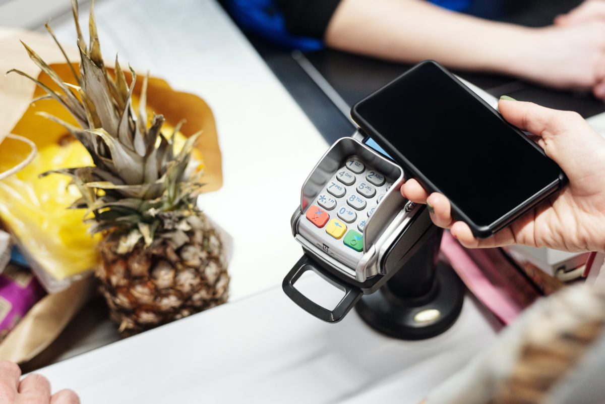 Software permite a las empresas procesar pagos móviles con tarjetas de crédito