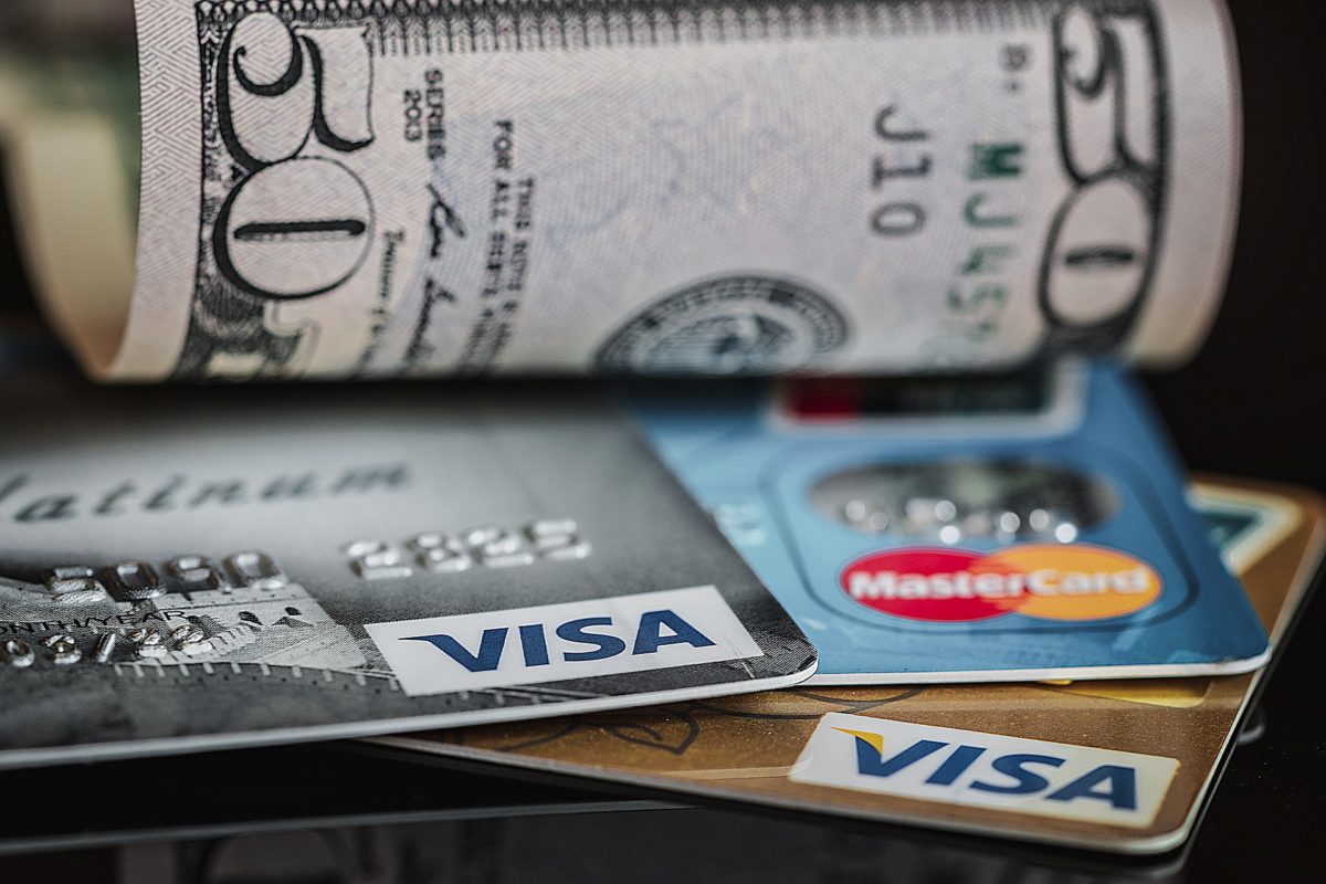 Algunos clientes de Wells Fargo recibirán nueva tecnología de tarjetas de crédito